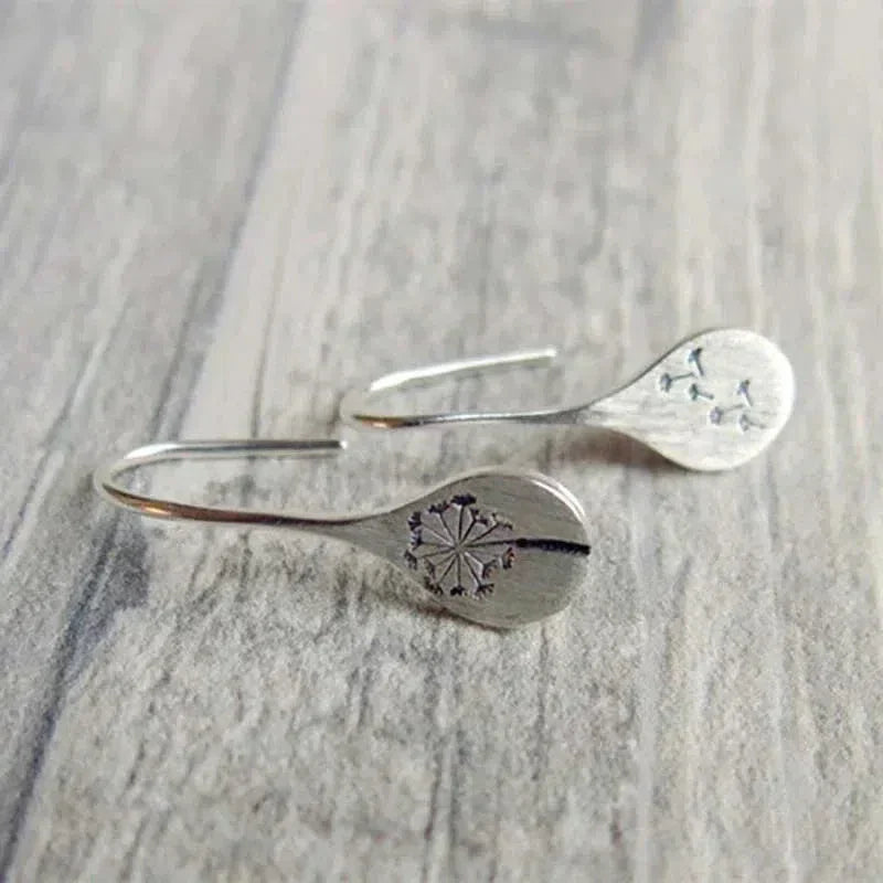 Dandelion leaf earrings in 925 silver