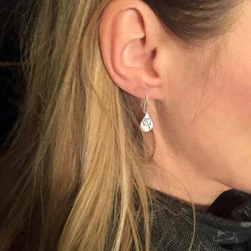 Dandelion leaf earrings in 925 silver