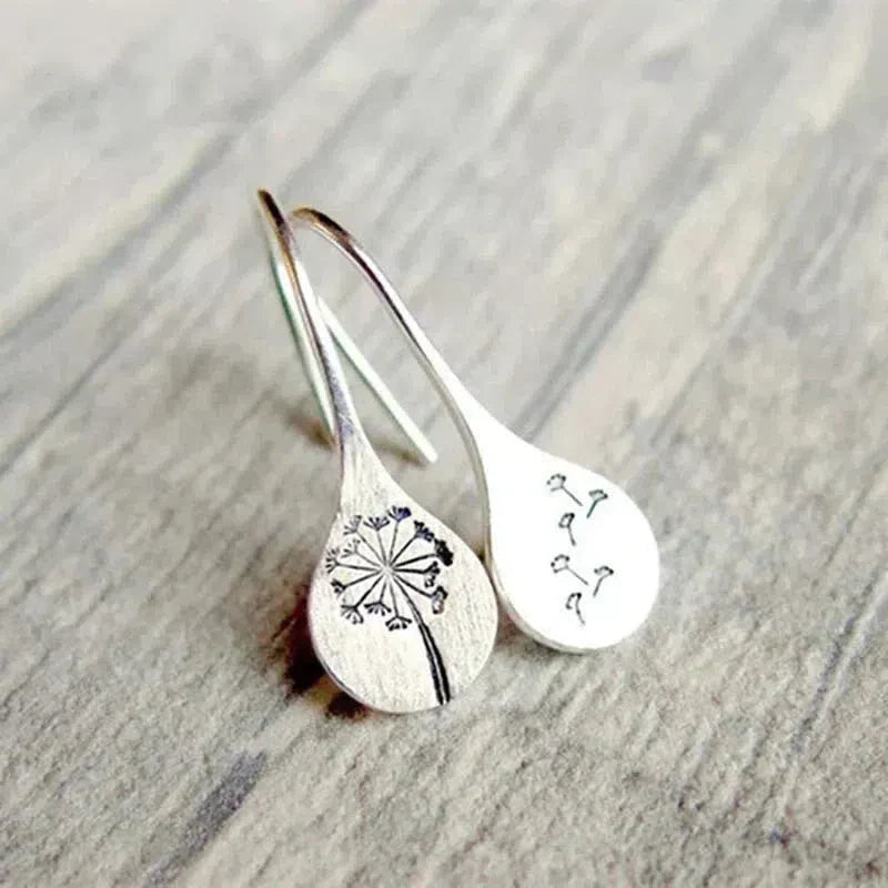 Dandelion leaf earrings in 925 silver