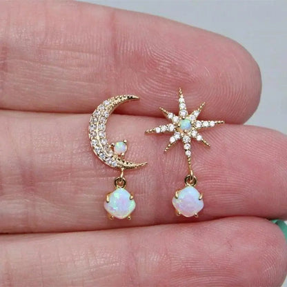 Moon and star earrings in gold and opal
