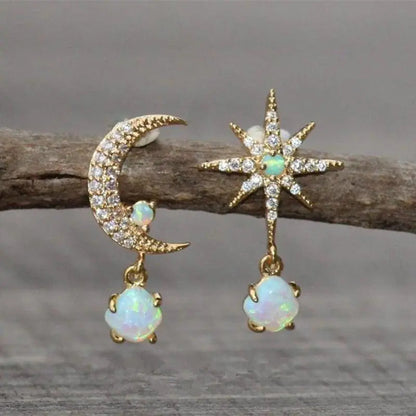 Moon and star earrings in gold and opal