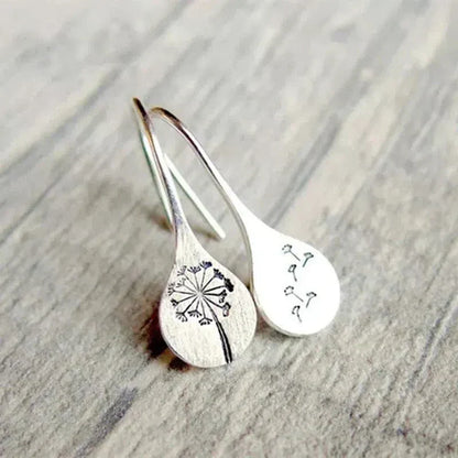 Dandelion leaf earrings in 925 silver